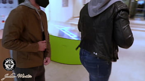 I BANGED her in the AIRPORT!!