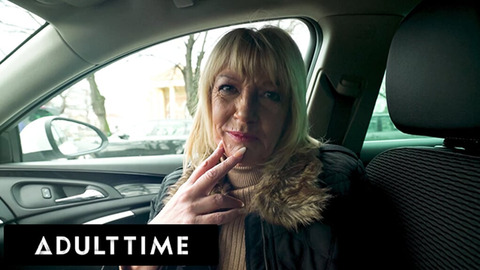 British Mature Lady Caught by Nikki Nuttz for Wild Sex!
