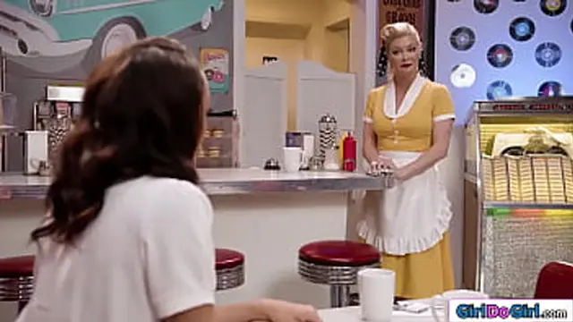 Busty milf waitress Serene Siren lures hot ebony customer Alexis Tae with a passionate kiss