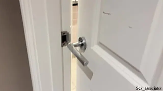 Hotel room with boyfriend may result in a surprising dual penetration encounter