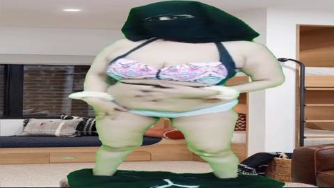 Maids展示巨大奶沟高潮性 frustrate欲