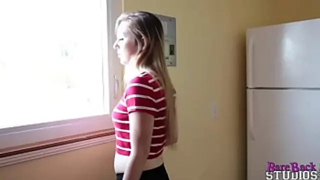 Daisy Chainz in Step