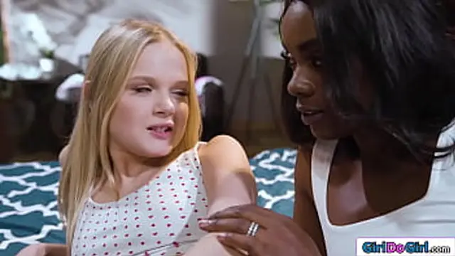 Busty ebony Mocha Menage walks in on her wife Ana Foxxx spanking and fingering girlfriend Coco Lovelock The milf thinks both of them need a spanking