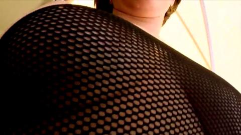 BRUNETTE SLUT SUCKS AND GUSHES ON MASSIVE COCK🍆 BEFORE BEING ROGGED HARDCORE