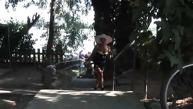 SWAP BEACH ADVENTURE - Story 1