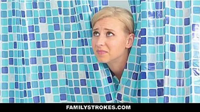 milf Sucks boyfriend′s Big Cock🌭