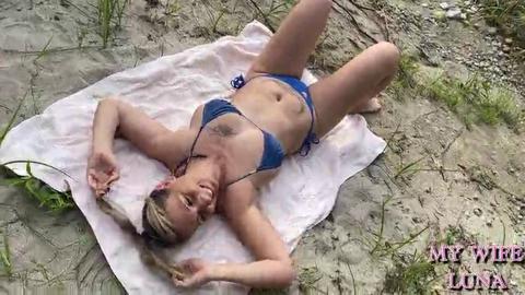 Beachside anal👌 romp ends with gushing creampie