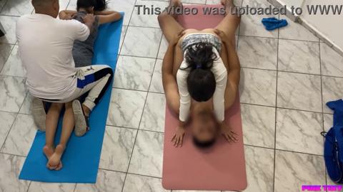 couple lets client ride and massage hubby's penis🌭