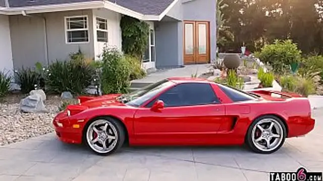  Busty成熟妇女捡到大炮男友同床