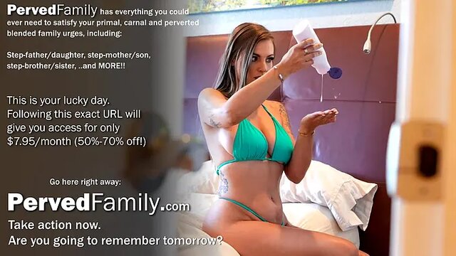 Stepson pleases stepmom with his big shaft