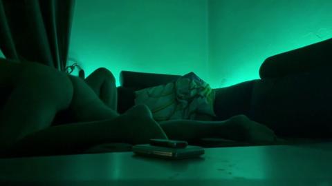 Seductive mom gets fucked really hard!!!
