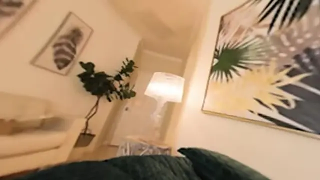 Hot MILF Jenna Starr sucks cock dry