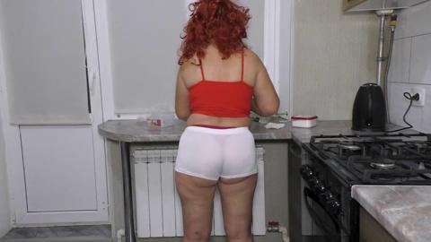 Stepmom boasts her supple backside and lets you enjoy deep anal👌 pleasure