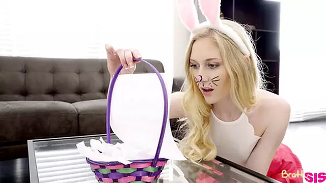 S9:E5: Innocent Bunny Plays Naughty😈