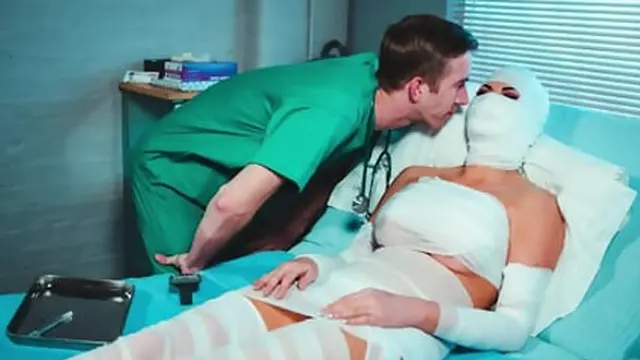 Jasmine Jae Cracks Into Plastic Fantasies