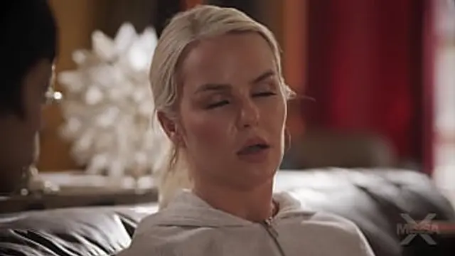 Missa: Hot milf Craves A Wild Night Out